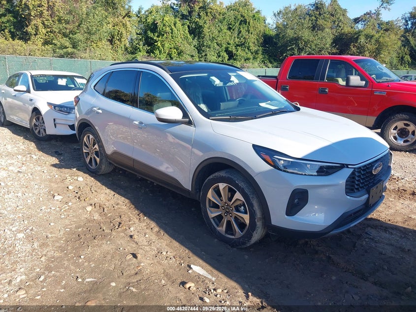 2025 Ford Escape VIN 1FMCU9JA9SUB44912 — IAAI salvage auction photo