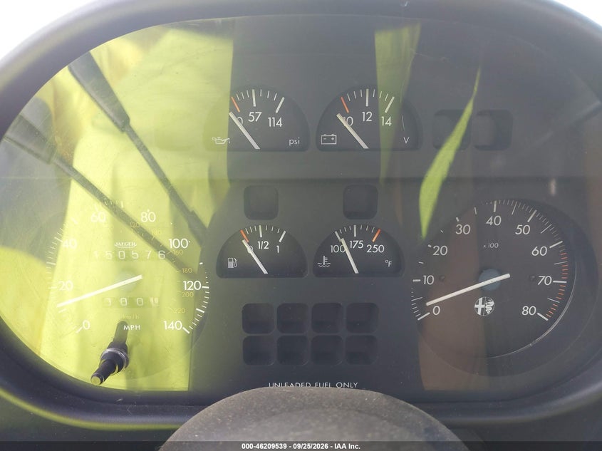 1987 Alfa romeo Spider VIN ZARBA5588H1048374 IAAI salvage auction — NORMAL WEAR, Clear (Washington), sold $2,700 on 2026-10-07 (photo 7)