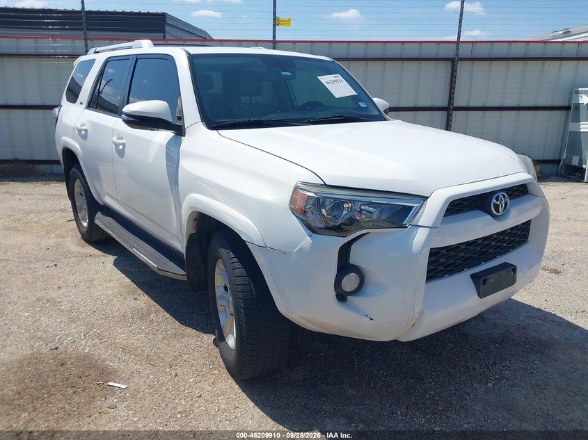 2015 Toyota 4runner VIN JTEZU5JR6F5090705 — IAAI salvage auction photo