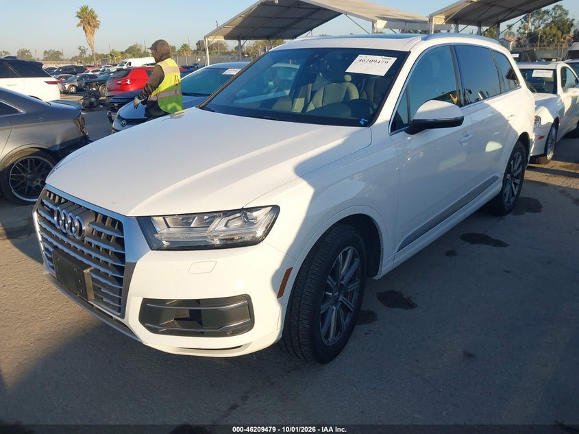 2019 Audi Q7 VIN WA1LAAF78KD038327 IAAI salvage auction — ROOF, Wait Title, sold $12,100 on 2026-10-09 (photo 2)
