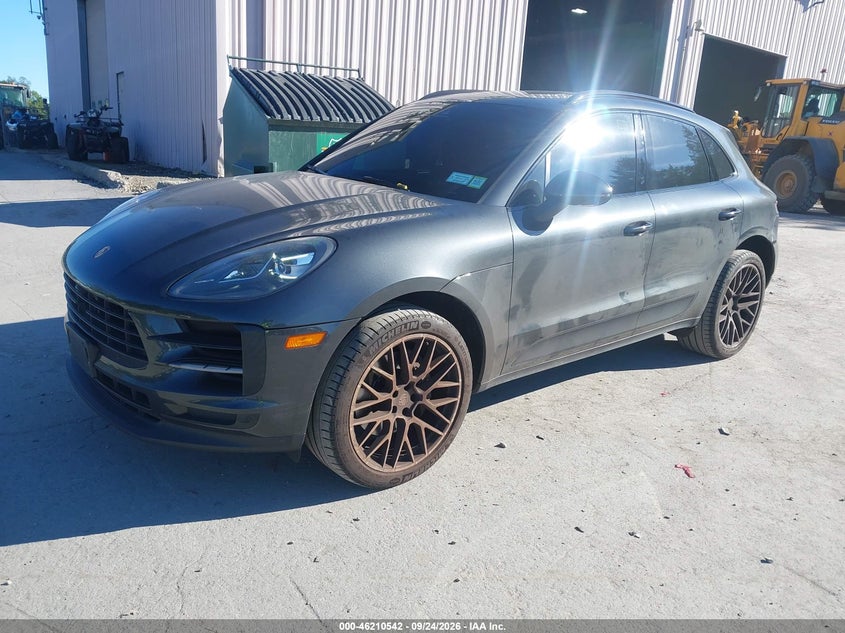 2020 Porsche Macan VIN WP1AB2A53LLB31851 IAAI salvage auction — UNKNOWN, Clear (New York), sold $5,600 on 2026-10-03 (photo 2)
