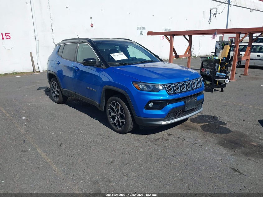2025 Jeep Compass VIN 3C4NJDCN6ST520372 — IAAI salvage auction photo