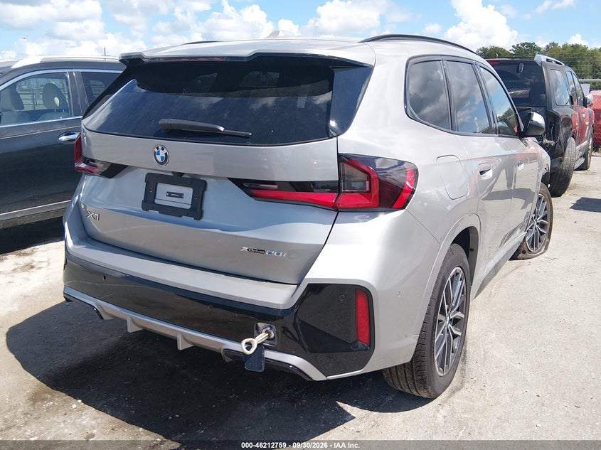 2026 BMW X1 VIN WBX73EF07T5738575 IAAI salvage auction — RIGHT FRONT, Salvage Title, sold $20,000 on 2026-10-09 (photo 4)
