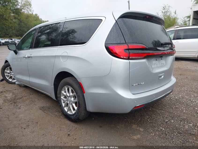 2026 Chrysler Pacifica VIN 2C4RC1BG8TR185889 IAAI salvage auction — SIDE, ENTERPRISE VEHICLES CERT OF DESTRUCTION (Florida), sold $8,200 on 2026-09-28 (photo 3)