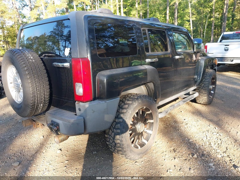 2008 Hummer H3 VIN 5GTEN13E688148339 IAAI salvage auction — NORMAL WEAR, Clear (Virginia), sold $725 on 2026-10-13 (photo 4)
