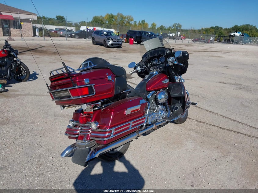2003 Harley-davidson Flhtcui VIN 1HD1FCW173Y631322 IAAI salvage auction — SIDE, Junk Bill Of Sale Mv2459 (Wisconsin), sold $550 on 2026-10-12 (photo 4)