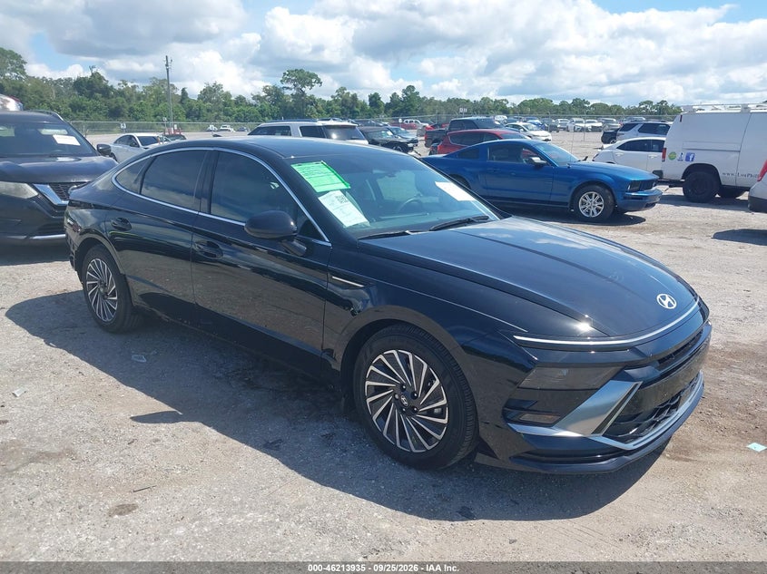 2025 Hyundai Sonata VIN KMHL34JJ7SA128330 — IAAI salvage auction photo
