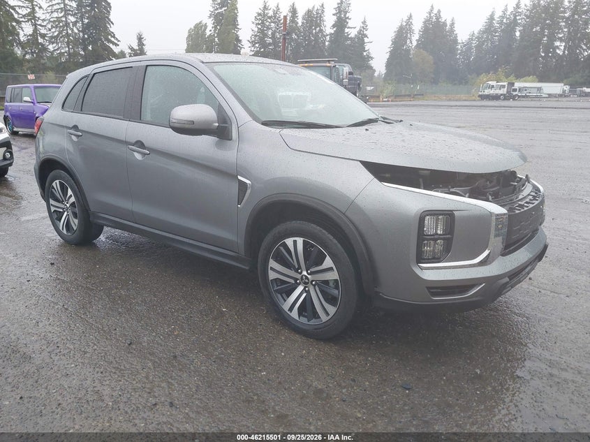 2025 Mitsubishi Outlander VIN JA4ARUAU1SU010626 — IAAI salvage auction photo