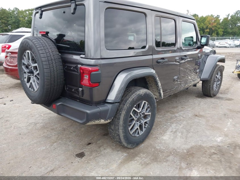 2025 Jeep Wrangler / VIN 1C4PJXEN5SW592455 IAAI salvage auction — SIDE, Enterprise Vehicles Clear Only (Maryland), sold $21,400 on 2026-10-02 (photo 4)