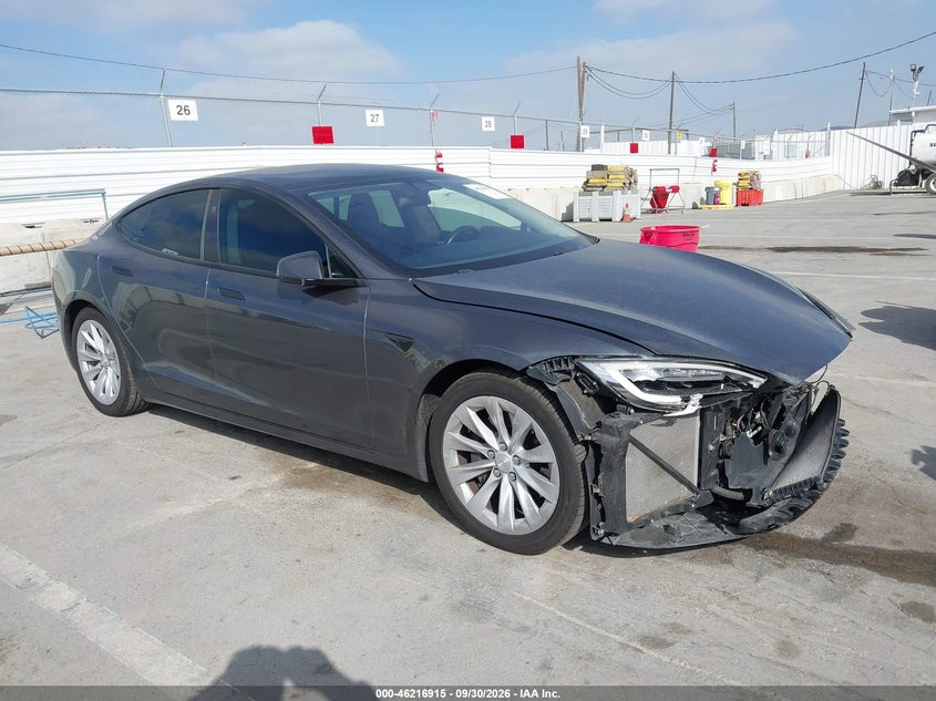 2018 Tesla Modelo s VIN 5YJSA1E29JF246229 — IAAI salvage auction photo