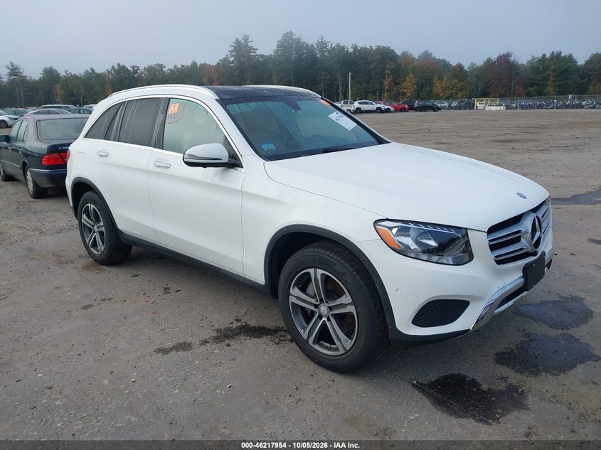 2017 Mercedes-benz Glc class VIN WDC0G4KB9HF141914 — IAAI salvage auction photo