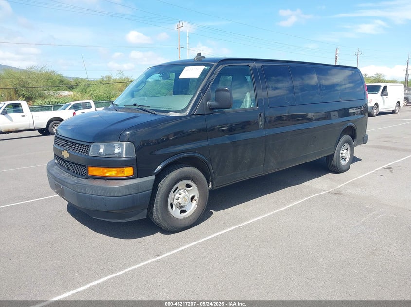 2018 Chevrolet Express 3500 VIN 1GAZGNFG2J1299631 IAAI salvage auction — NORMAL WEAR, Sf97 (Hawaii), sold $14,250 on 2026-10-06 (photo 2)