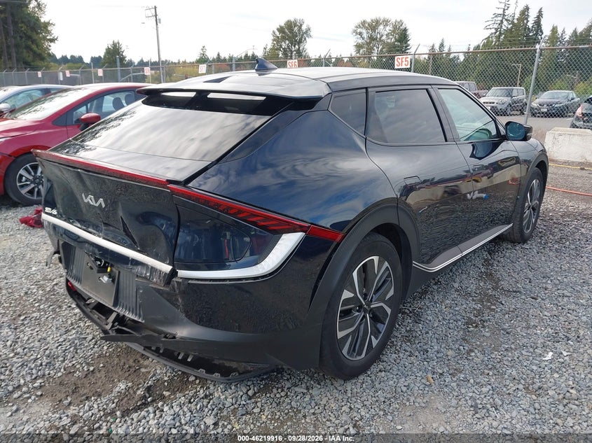 2024 Kia Ev6 VIN KNDC34LB5R5211445 IAAI salvage auction — REAR END, Bill Of Sale (Washington), sold $10,600 on 2026-10-08 (photo 4)