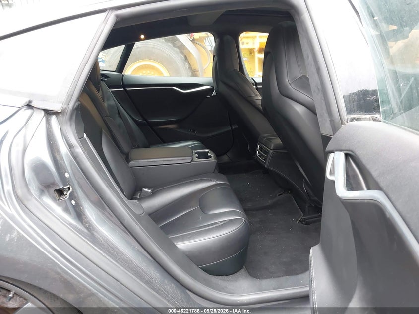 2015 Tesla Model s VIN 5YJSA4H49FFP77775 IAAI salvage auction — REAR END, Clear (New Jersey), sold $3,875 on 2026-10-04 (photo 8)