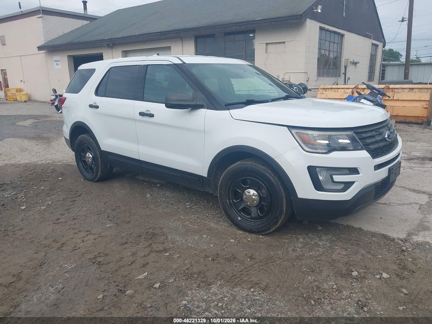 2017 Ford Police interceptor utility VIN 1FM5K8AR7HGE25791 — IAAI salvage auction photo