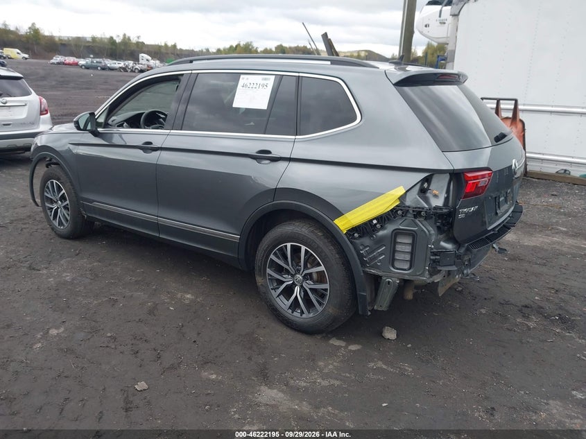 2020 Volkswagen Tiguan VIN 3VV2B7AX6LM045860 IAAI salvage auction — FRONT & REAR, Salvage (Pennsylvania), sold $4,050 on 2026-10-05 (photo 3)
