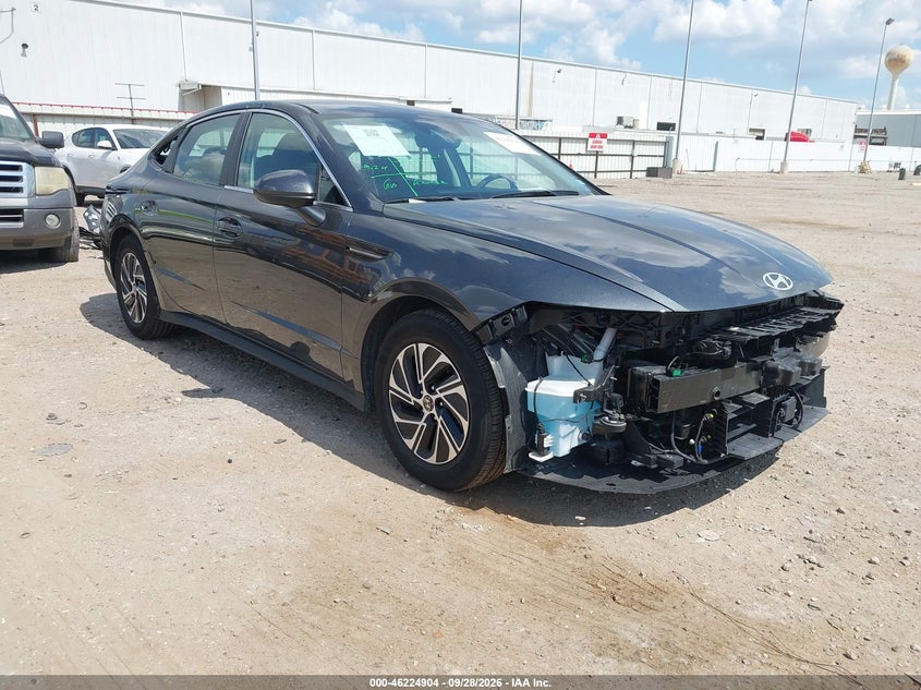 2026 Hyundai Sonata hybrid VIN KMHL24JJ1TA148786 — IAAI salvage auction photo