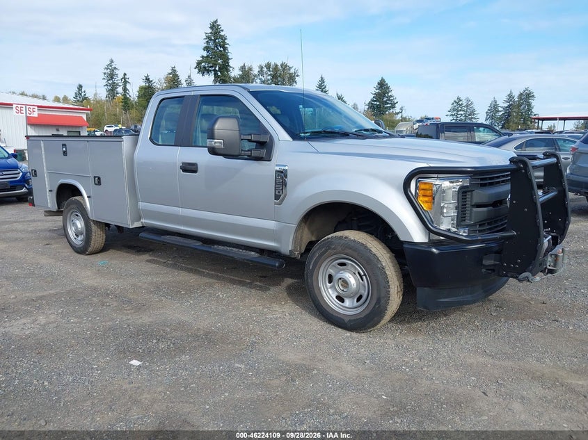 2017 Ford F250 VIN 1FD7X2B63HEE09921 — IAAI salvage auction photo