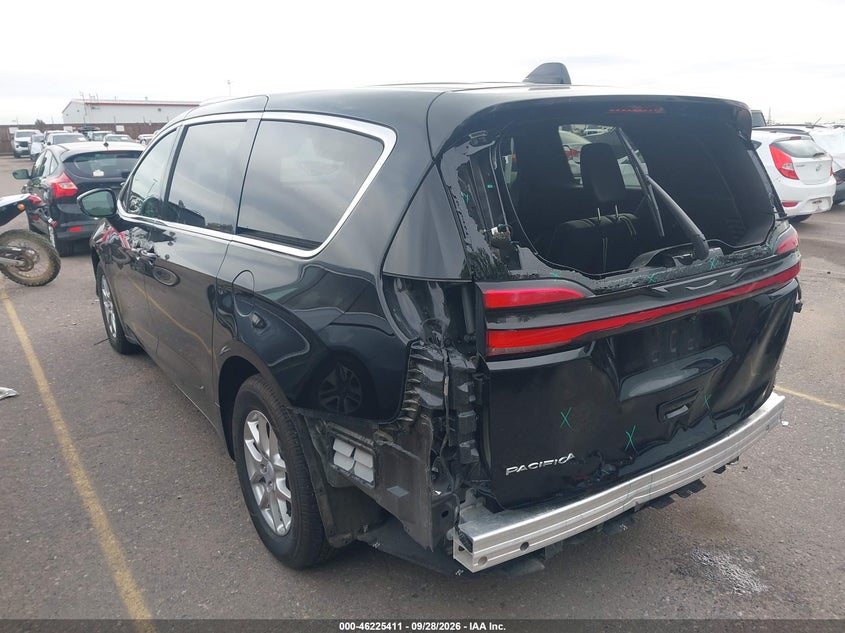2027 Chrysler Pacifica VIN 2C4RC1BG3VR552166 IAAI salvage auction — REAR END, Enterprise Vehicles Clear Only (Utah), sold $15,400 on 2026-10-06 (photo 3)