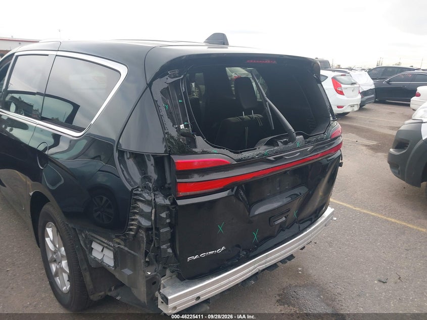 2027 Chrysler Pacifica VIN 2C4RC1BG3VR552166 IAAI salvage auction — REAR END, Enterprise Vehicles Clear Only (Utah), sold $15,400 on 2026-10-06 (photo 6)