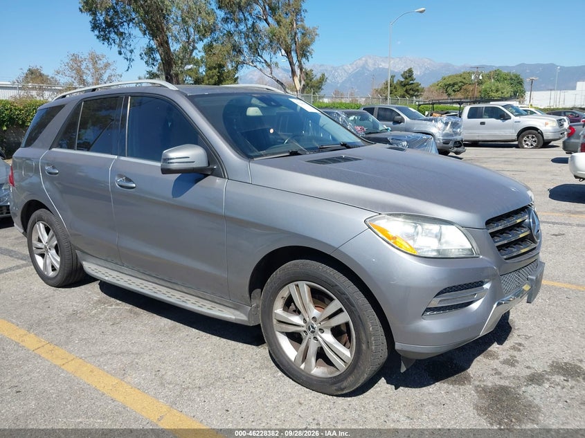 2013 Mercedes-benz M-klasse VIN 4JGDA5JB9DA253521 IAAI salvage auction — SIDE, Salvage (California), sold $3,050 on 2026-10-05 (photo 1)