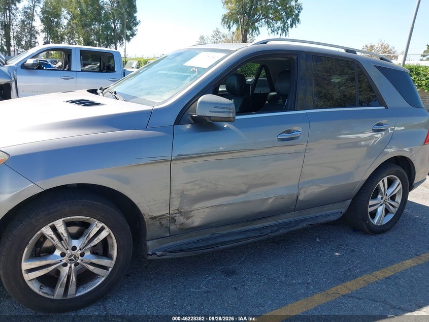2013 Mercedes-benz M-klasse VIN 4JGDA5JB9DA253521 IAAI salvage auction — SIDE, Salvage (California), sold $3,050 on 2026-10-05 (photo 6)