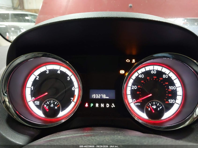2014 Dodge Grand Caravan VIN 2C4RDGBG8ER393077 IAAI salvage auction — NORMAL WEAR, Clear (New York), sold $400 on 2026-10-07 (photo 7)