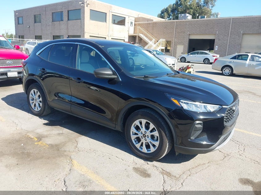 2023 Ford Escape VIN 1FMCU9GN5PUA13350 — IAAI salvage auction photo