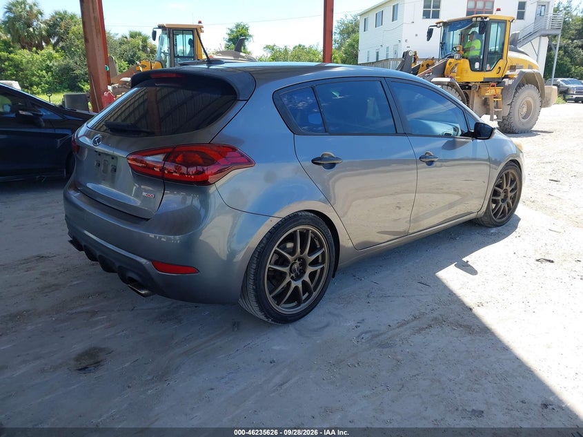 2016 Kia Forte VIN KNAFZ5A33G5536697 IAAI salvage auction — NORMAL WEAR, Clear (Florida), sold $0 on 2026-10-12 (photo 4)