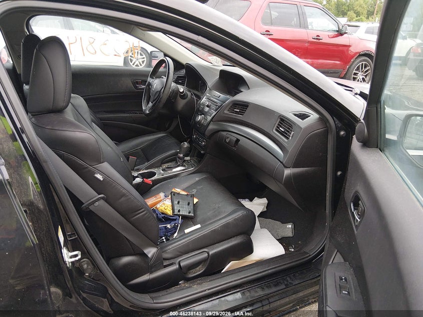 2013 Acura Ilx VIN 19VDE1F54DE007423 IAAI salvage auction — NORMAL WEAR, Clear (Virginia), sold $25 on 2026-10-10 (photo 5)
