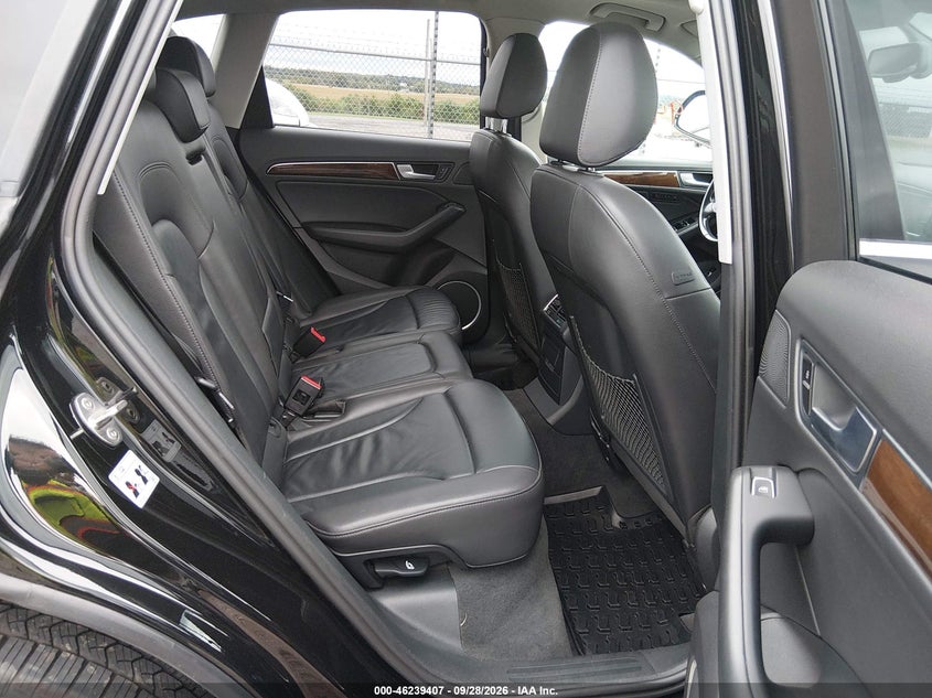 2017 Audi Q5 VIN WA1L2AFP0HA061799 IAAI salvage auction — NORMAL WEAR, Clear (Pennsylvania), sold $0 on 2026-10-24 (photo 8)