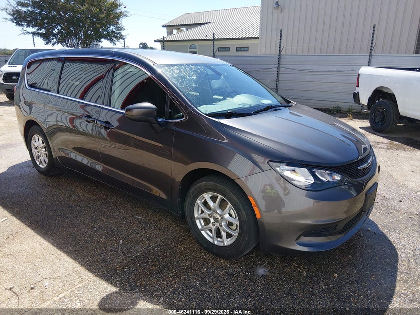 2022 Chrysler Voyager VIN 2C4RC1CG6NR127846 — IAAI salvage auction photo
