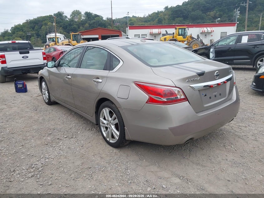 2013 Nissan Altima VIN 1N4BL3AP2DC168133 IAAI salvage auction — NORMAL WEAR, Clear (Pennsylvania), sold $650 on 2026-10-08 (photo 3)