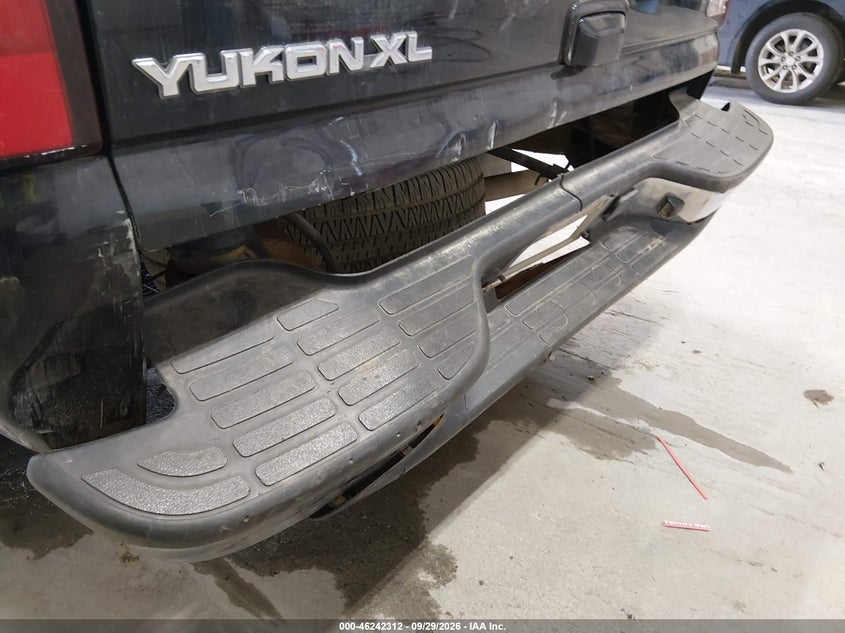2004 Gmc Yukon xl VIN 3GKFK16Z34G328731 IAAI salvage auction — REAR END, Bill Of Sale (Alaska), sold $1,250 on 2026-10-04 (photo 6)