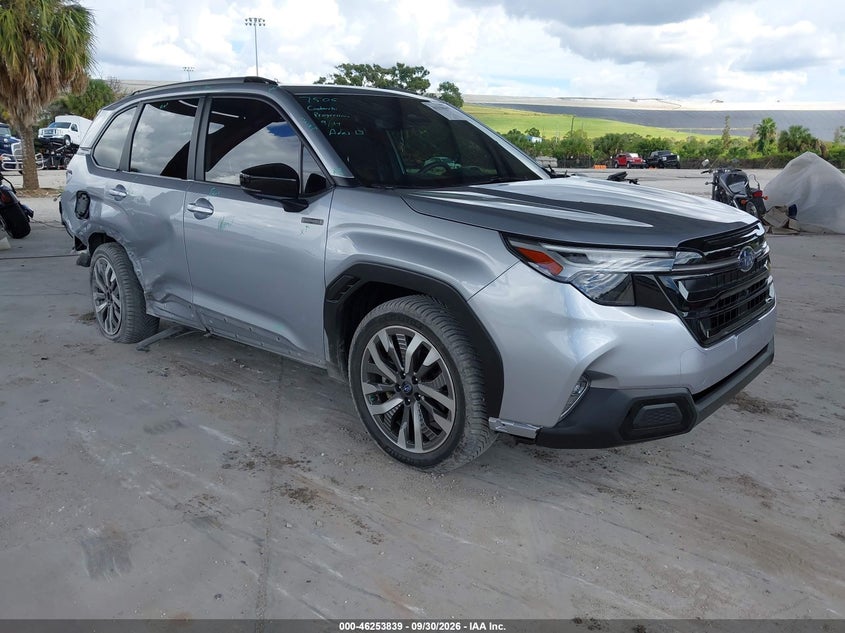2025 Subaru Forester VIN JF2SLSTD3SH415152 — IAAI salvage auction photo
