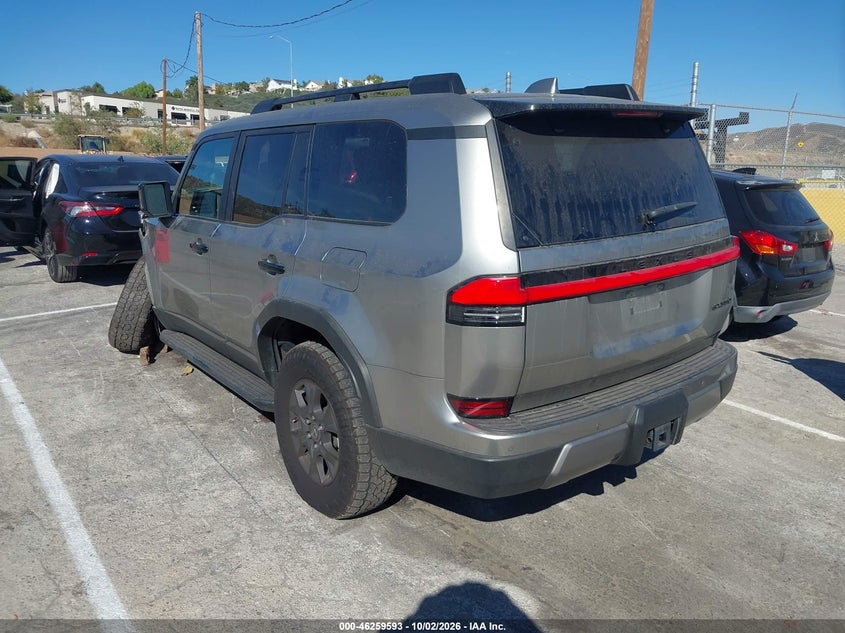 2024 Lexus Gx VIN JTJTBCDX0R5025848 IAAI salvage auction — LEFT FRONT, Salvage Title, sold $38,550 on 2026-10-14 (photo 3)