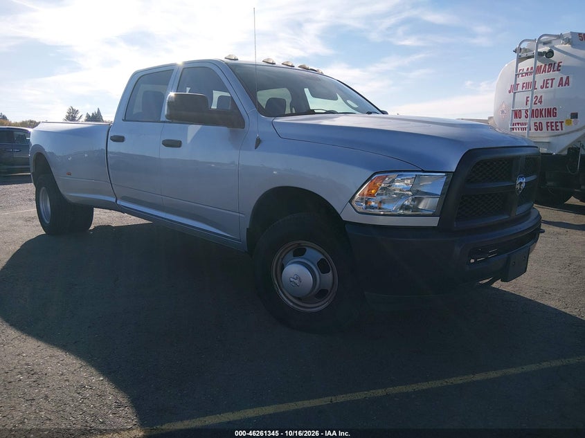 2018 Ram 3500 VIN 3C63RPGJ0JG410036 — IAAI salvage auction photo