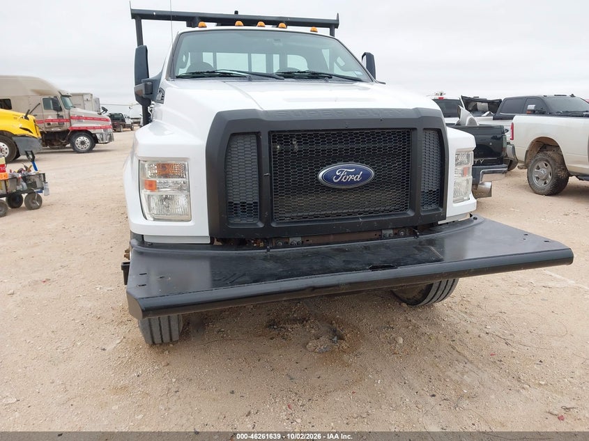 2017 VIN 1FDXF7DE6HDB07890 IAAI salvage auction — Left & Right Side, Clear, sold $10,100 on 2026-10-13 (photo 6)