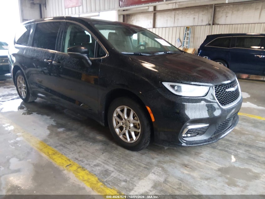 2024 Chrysler Pacifica VIN 2C4RC1BG0RR187077 — IAAI salvage auction photo
