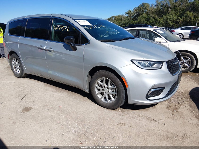 2026 Chrysler Pacifica VIN 2C4RC1BG6TR268348 — IAAI salvage auction photo