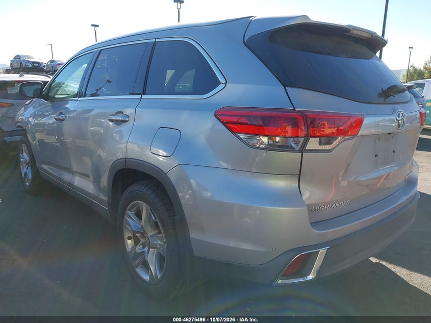 2017 Toyota Highlander VIN 5TDDZRFH7HS360870 IAAI salvage auction — RIGHT FRONT, Wait Title, sold $9,650 on 2026-10-16 (photo 3)