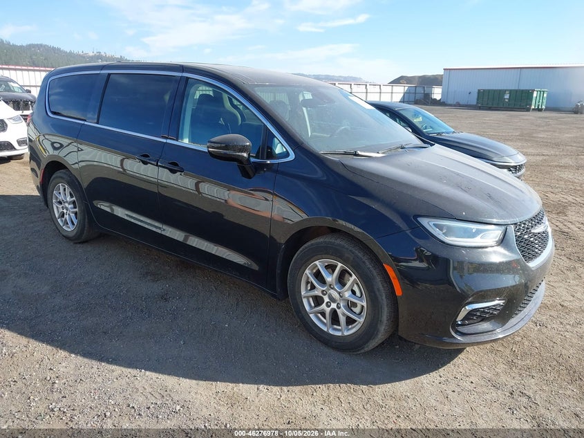 2024 Chrysler Pacifica VIN 2C4RC1BG7RR101750 — IAAI salvage auction photo