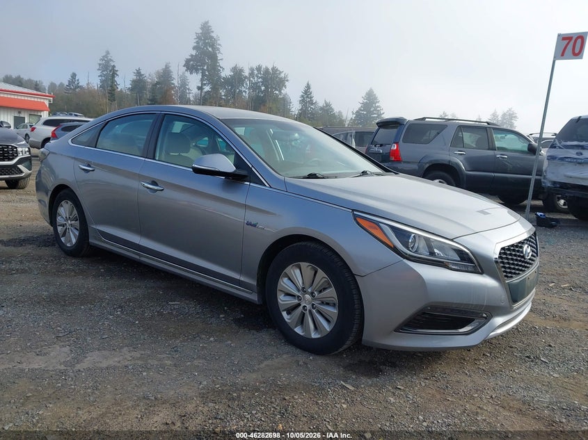 2016 Hyundai Sonata hybrid VIN KMHE24L15GA037444 — IAAI salvage auction photo
