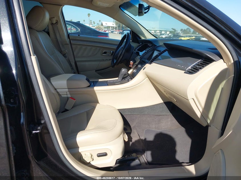 2013 Ford Taurus VIN 1FAHP2E81DG120952 IAAI salvage auction — Normal Wear & Tear, Clear, sold $975 on 2026-10-19 (photo 5)
