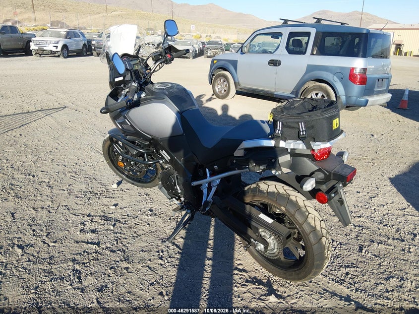 2016 Suzuki Dl1000 VIN JS1VU51A2G2100429 IAAI salvage auction — NORMAL WEAR, Regular (Nevada), sold $3,550 on 2026-10-16 (photo 3)