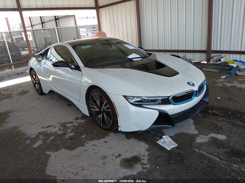 2016 BMW I8 VIN WBY2Z2C5XGV675903 IAAI salvage auction — NORMAL WEAR, Original (Texas), sold $5,200 on 2026-10-23 (photo 1)