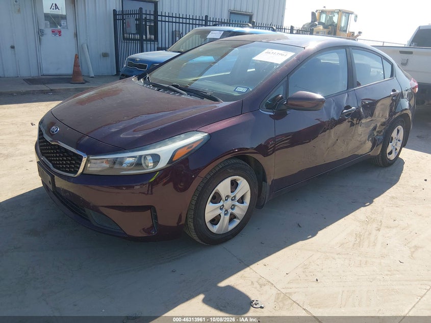 2018 Kia Forte VIN 3KPFK4A79JE199520 IAAI salvage auction — SIDE, Salvage (Texas), sold $25 on 2026-10-24 (photo 2)