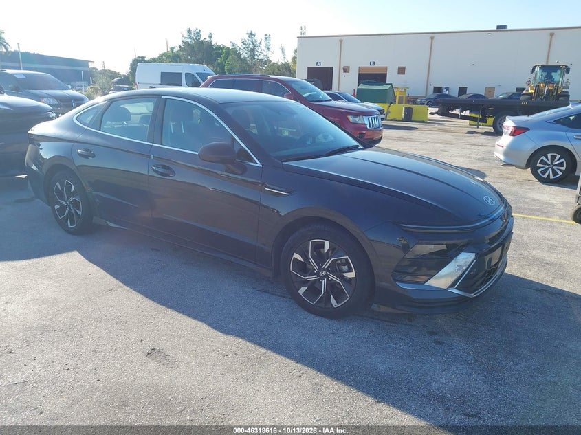 2025 Hyundai Sonata VIN KMHL64JA9SA440642 — IAAI salvage auction photo