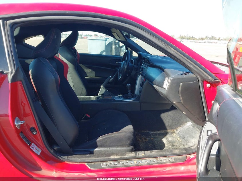 2013 Scion Fr-s VIN JF1ZNAA10D1719700 IAAI salvage auction — NORMAL WEAR, Clear - Dealer Only (California), sold $0 on 2026-10-25 (photo 5)