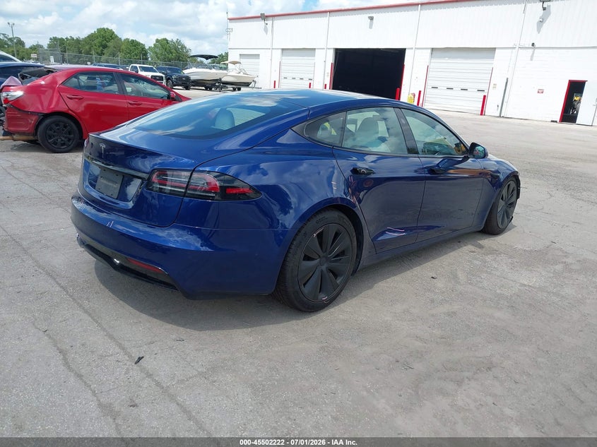 2023 Tesla Model s VIN 5YJSA1E54PF500660 IAAI salvage auction — LEFT FRONT, Salvage Title, sold $13,600 on 2026-07-30 (photo 4)